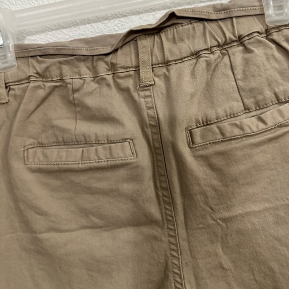 Women’s frill top high waist adorable silver brand shorts size 10 - Picture 6 of 7